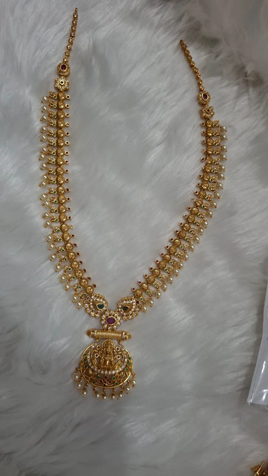 Multicolor long neckset